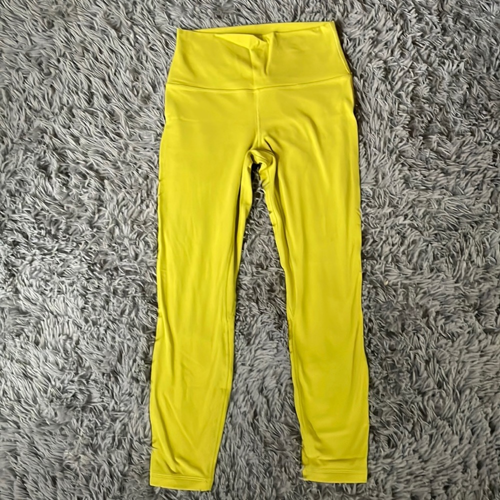 Lulu Align HR 25”